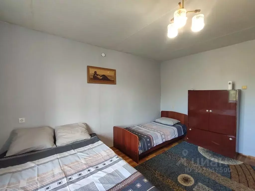 1-к кв. Пермский край, Пермь Буксирная ул., 8 (35.0 м) - Фото 1