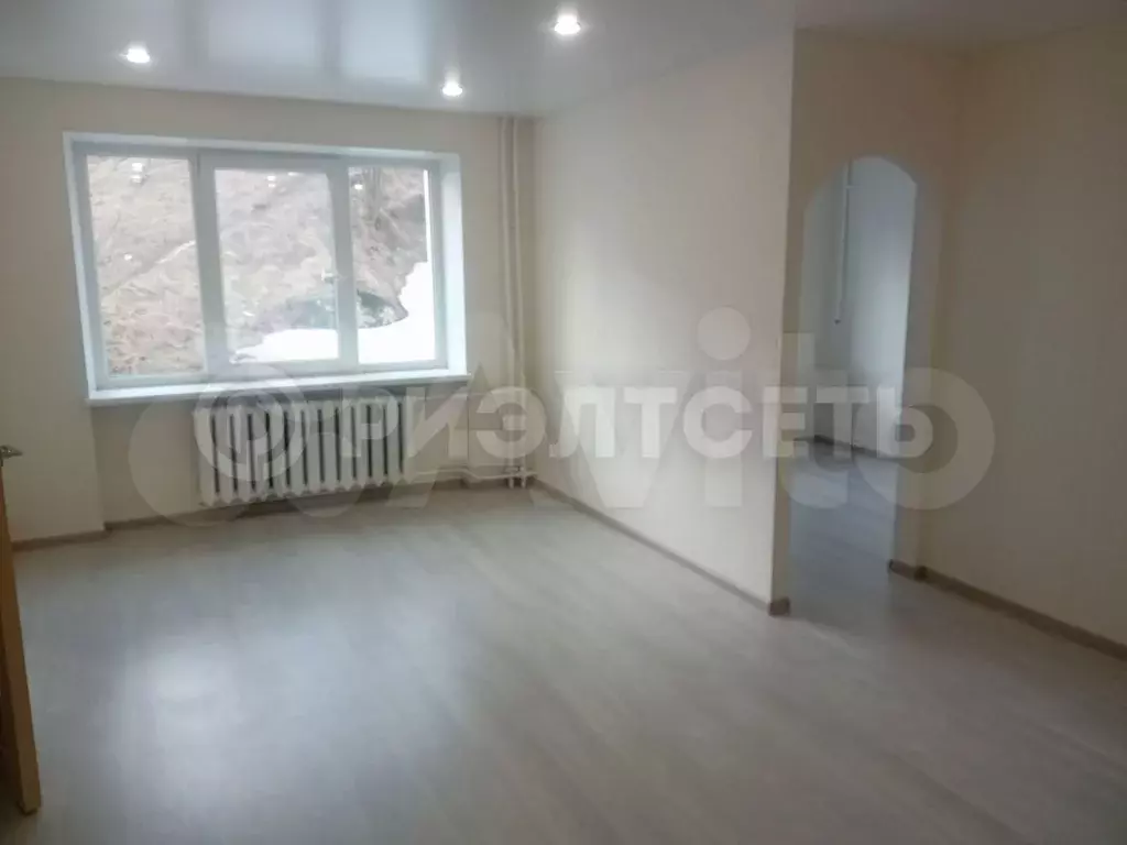 2-к. квартира, 42 м, 1/5 эт. - Фото 1