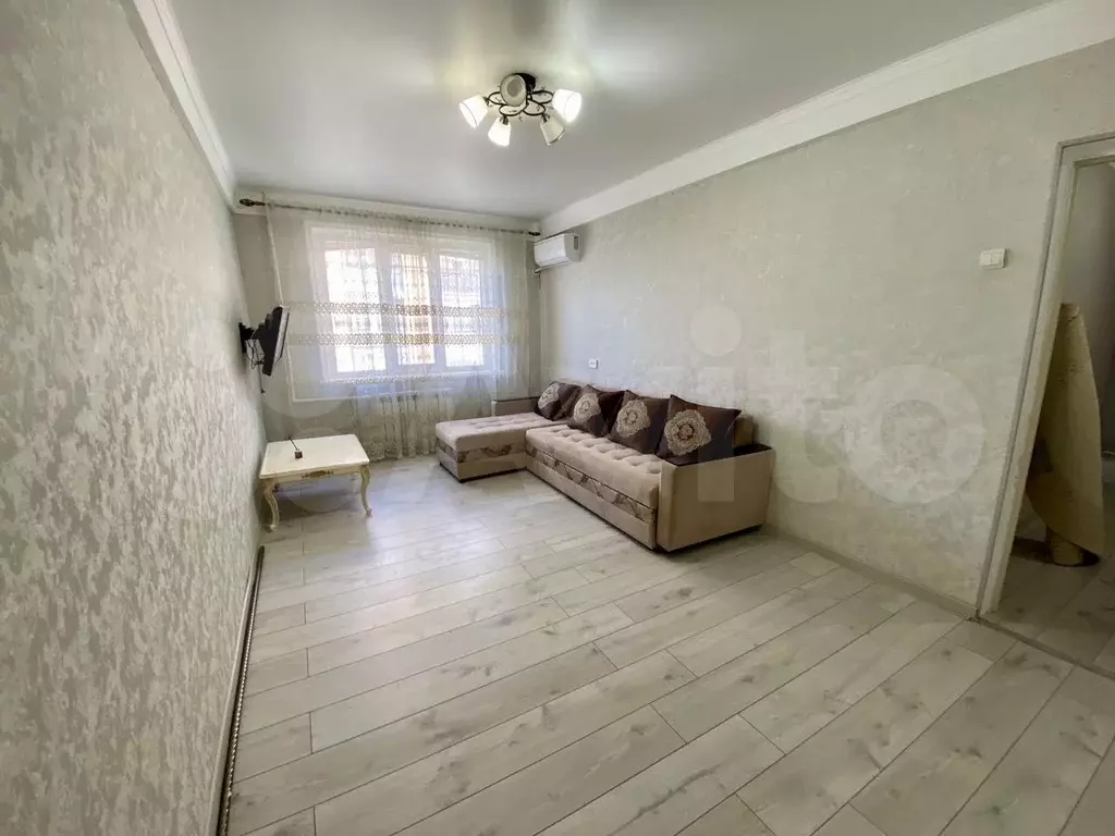 2-к. квартира, 60 м, 7/10 эт. - Фото 1