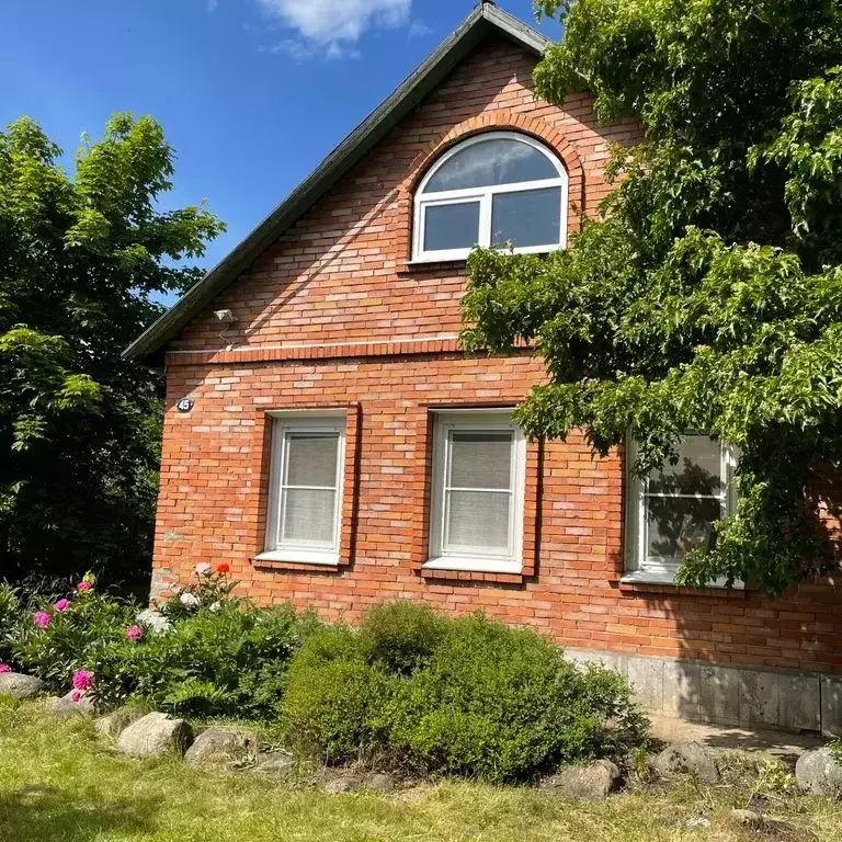 Дом в Ленинградская область, Ломоносовский район, Лебяженское ... - Фото 1