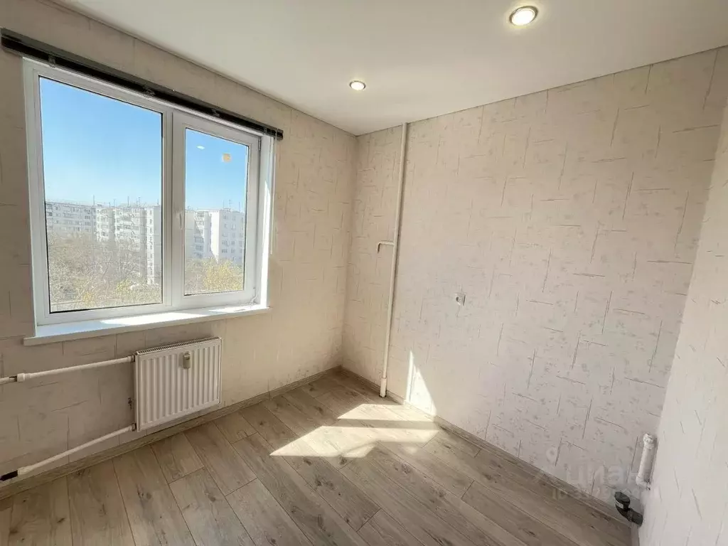 1-к кв. Оренбургская область, Оренбург просп. Гагарина, 56 (33.0 м) - Фото 1