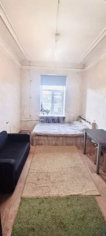 Комната 13,5 м в 4-к., 4/4 эт. - Фото 0