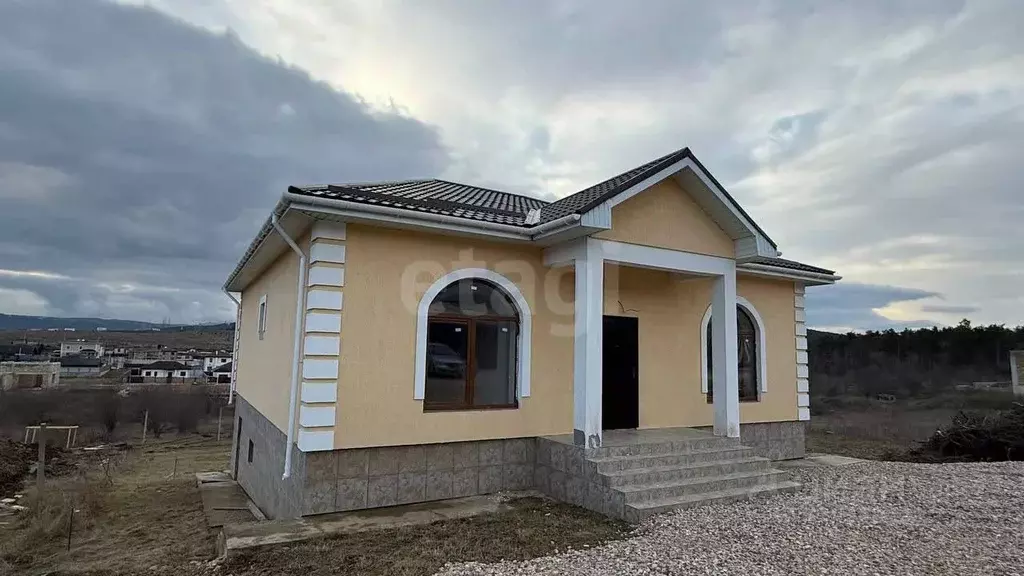 Дом в Крым, Симферопольский район, Трудовское с/пос, Сосны кп ул. ... - Фото 2