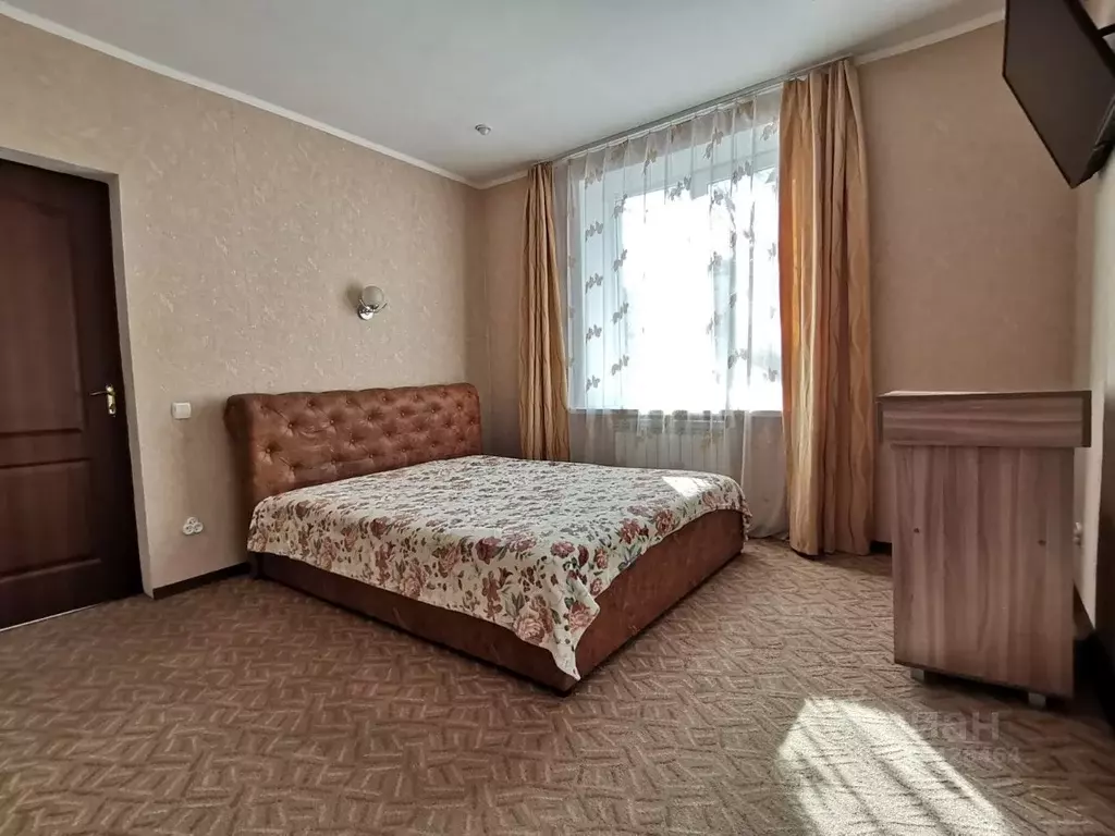 2-к кв. Крым, Керчь ул. Карла Маркса, 5А (54.0 м) - Фото 0