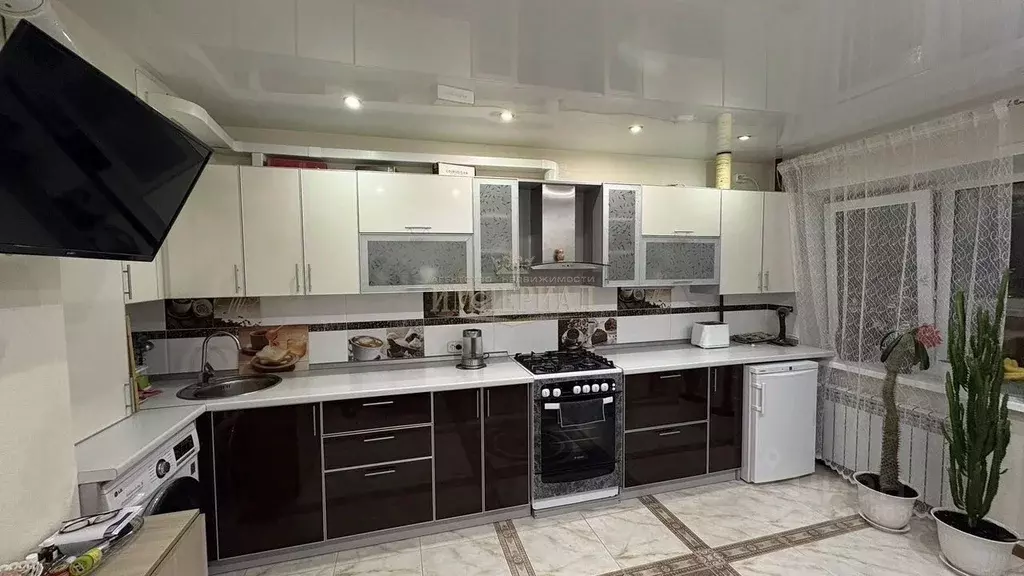 2-к кв. Марий Эл, Йошкар-Ола ул. Димитрова, 62 (57.0 м) - Фото 2