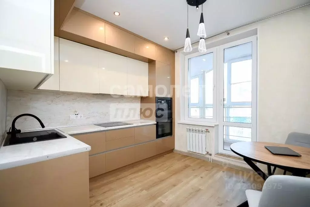 4-к кв. Омская область, Омск бул. Архитекторов, 13 (76.5 м) - Фото 1