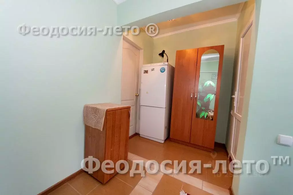 Комната Крым, Феодосия ул. 3-го Интернационала, 28 (90.0 м) - Фото 1