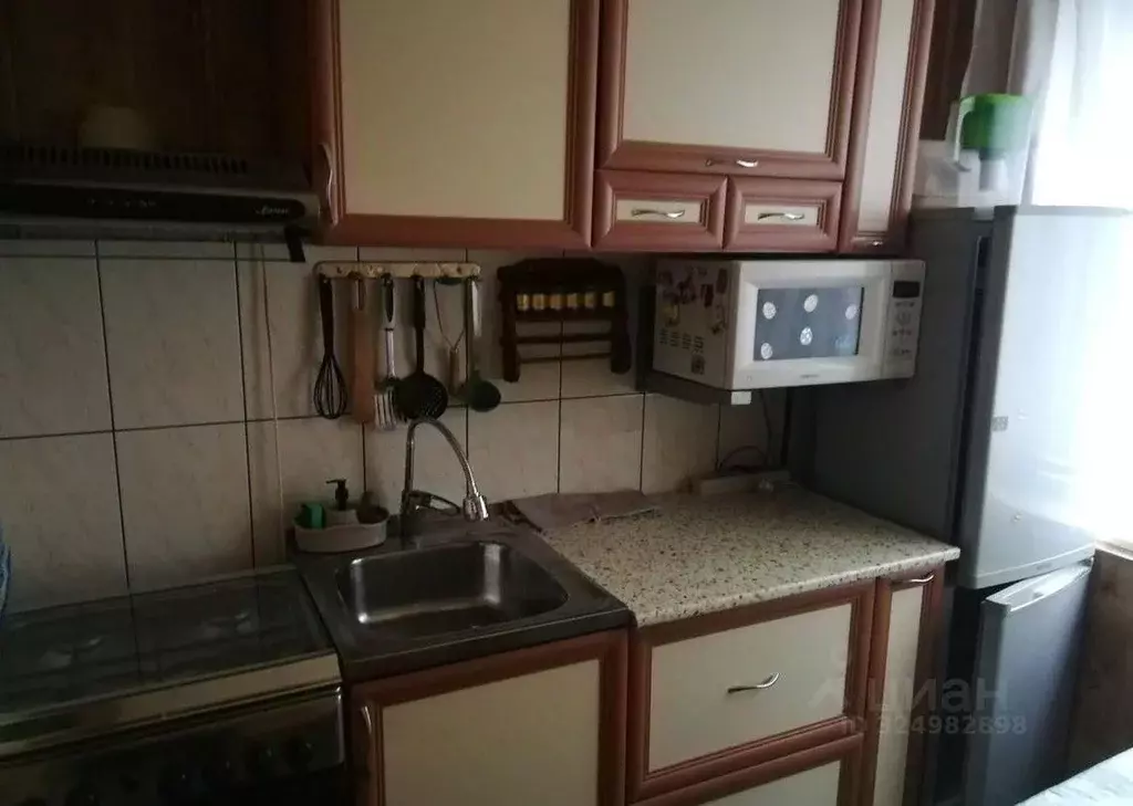 2-к кв. Белгородская область, Старый Оскол Парковый мкр, 16 (44.6 м) - Фото 1