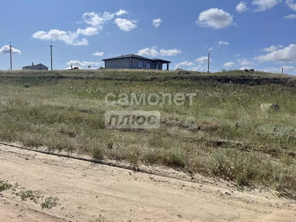 Участок в Волгоградская область, Городище рп ул. ... - Фото 1
