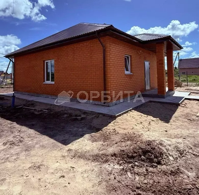 Дом в Тюменская область, Тюменский муниципальный округ, с. Мальково ... - Фото 1
