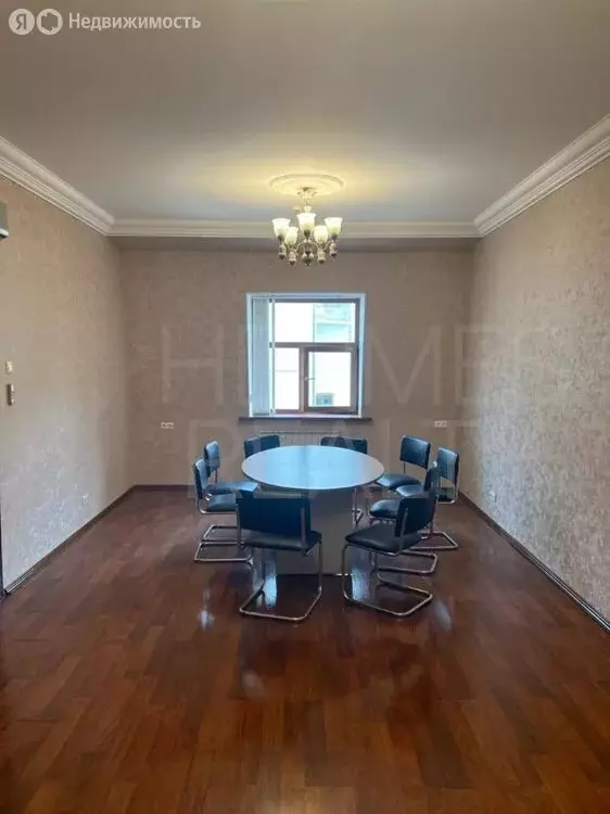 Торговая площадь (321.7 м) - Фото 1