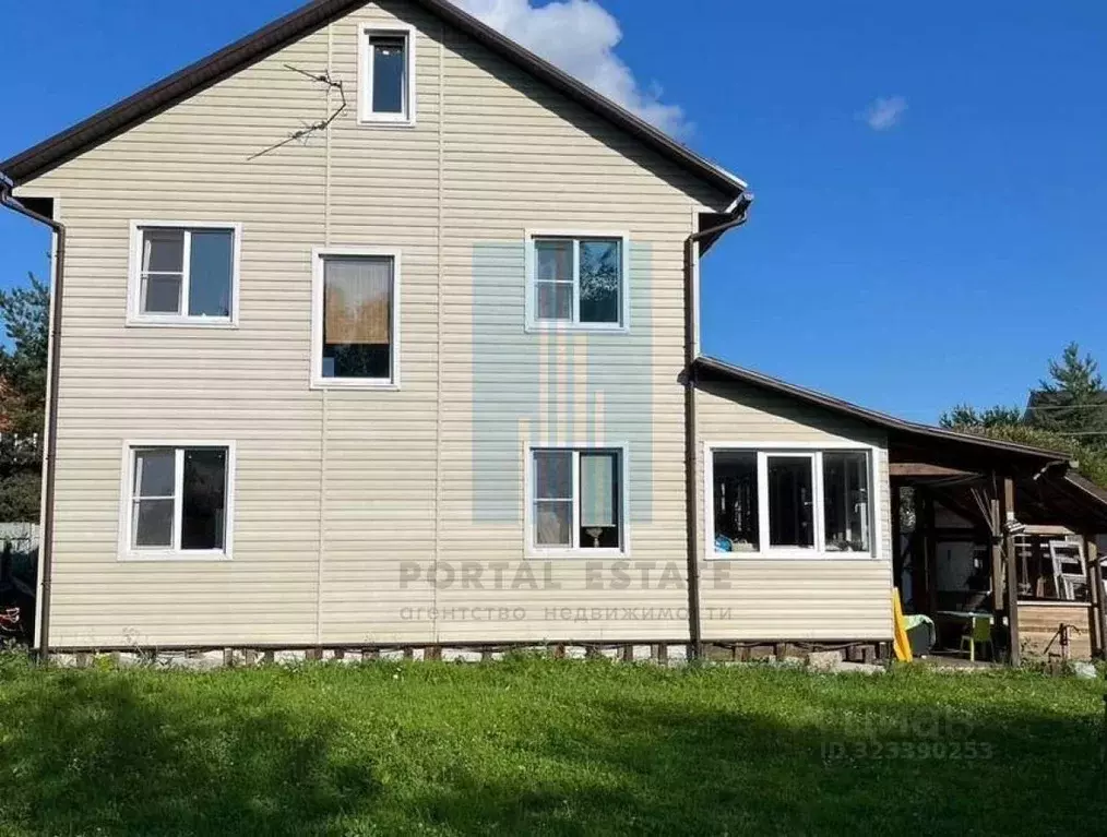 Дом в Московская область, Чехов ул. Авдеева, 5 (135 м) - Фото 1