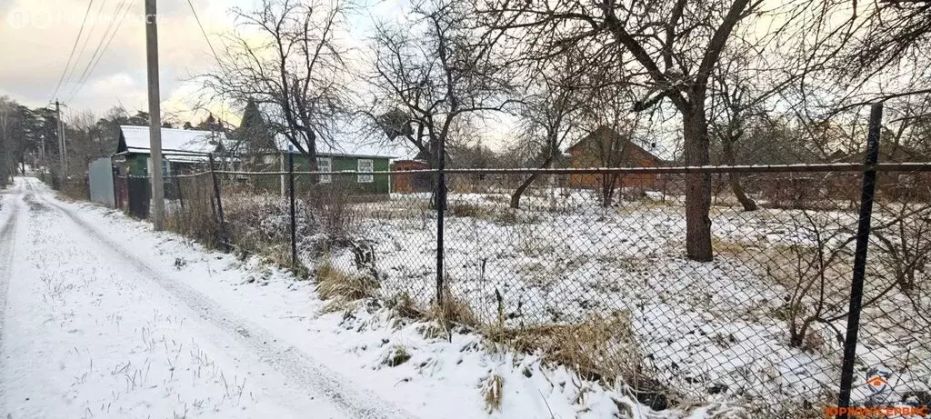 Участок в Домодедово, СНТ Серп и Молот (8 м) - Фото 1