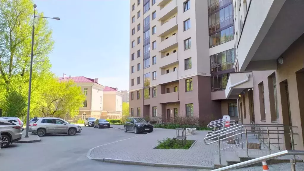 5-к кв. Свердловская область, Екатеринбург ул. Азина, 57 (151.3 м) - Фото 1