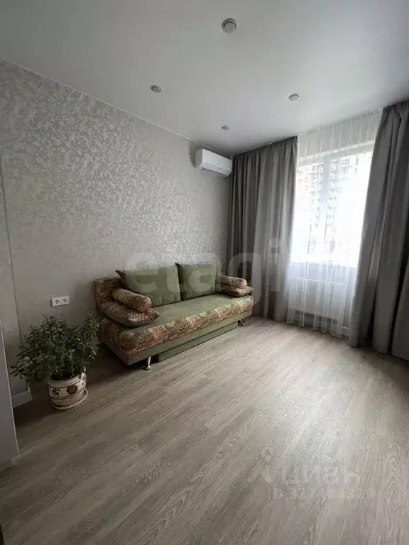 3-к кв. Крым, Симферопольский район, с. Мирное ул. Крымской Весны ... - Фото 1