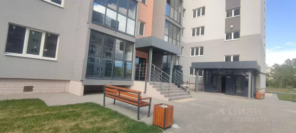 3-к кв. Самарская область, Тольятти ул. Патриотическая, 11А (88.24 м) - Фото 1