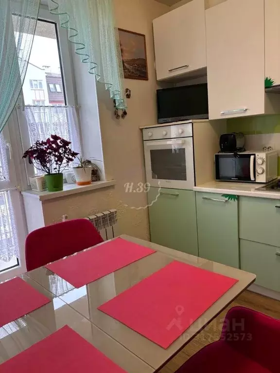2-к кв. Калининградская область, Светлогорск Яблоневая ул., 9 (39.0 м) - Фото 0