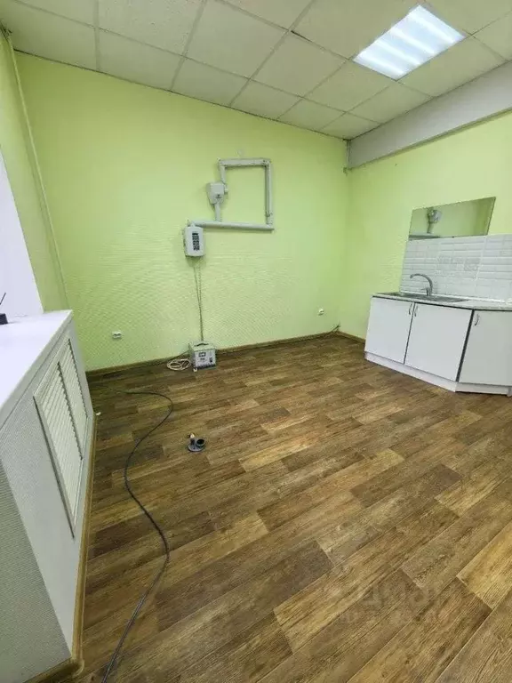 Помещение свободного назначения в Новгородская область, Великий ... - Фото 0