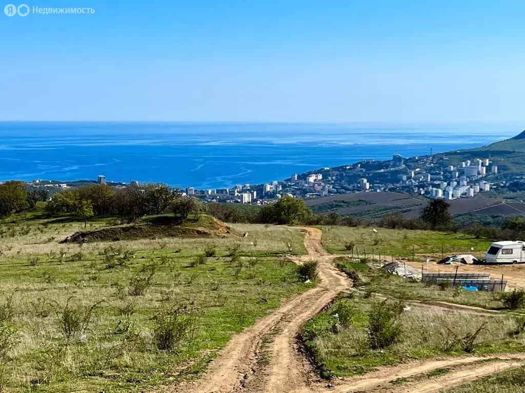 Участок в село Лучистое, Объездная улица (25 м) - Фото 0