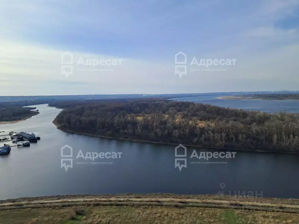 3-к кв. Волгоградская область, Волгоград ул. Фадеева, 59А (86.3 м) - Фото 0