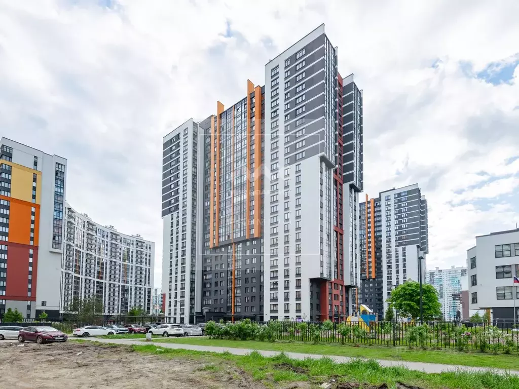 Торговая площадь в Санкт-Петербург Ультра Сити 2 жилой комплекс (125 ... - Фото 1