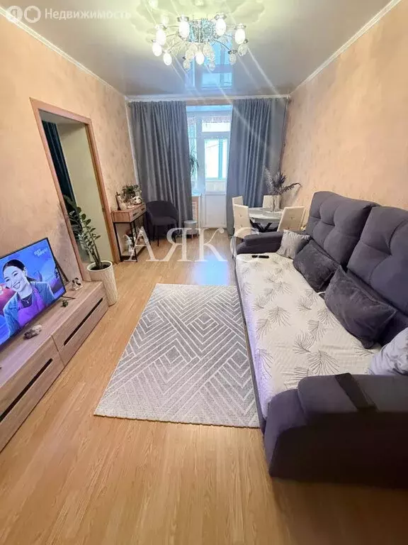 2-комнатная квартира: Ишимбай, Стахановская улица, 60 (40.2 м) - Фото 1