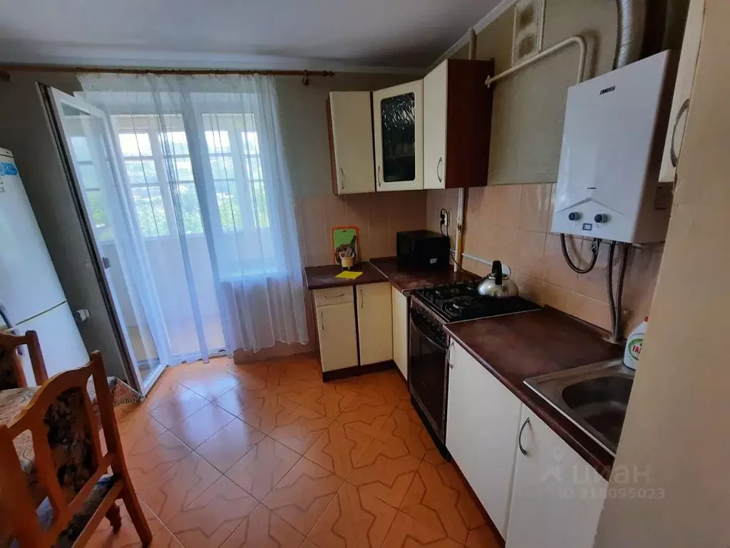 3-к кв. Севастополь ул. Карантинная, 16 (80.0 м) - Фото 0