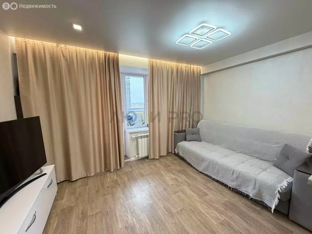 Квартира-студия: Набережные Челны, улица Аделя Кутуя, 14 (33 м) - Фото 2