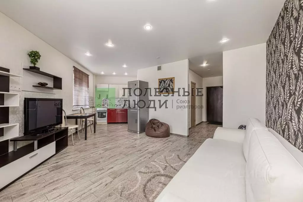 Студия Челябинская область, Челябинск ул. Братьев Кашириных, 131б ... - Фото 1