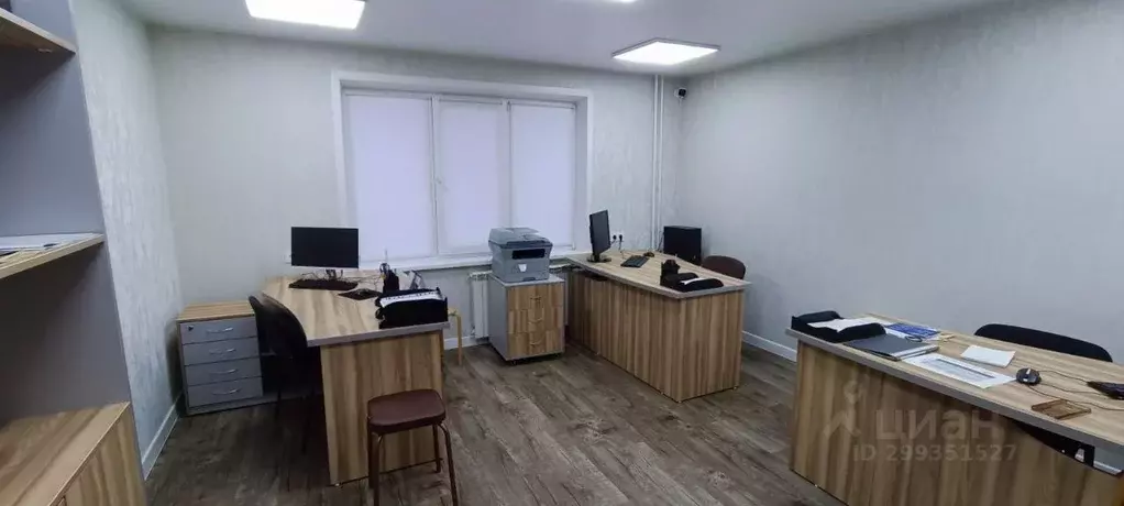 Офис в Новосибирская область, Новосибирск Троллейная ул., 152 (45 м) - Фото 1