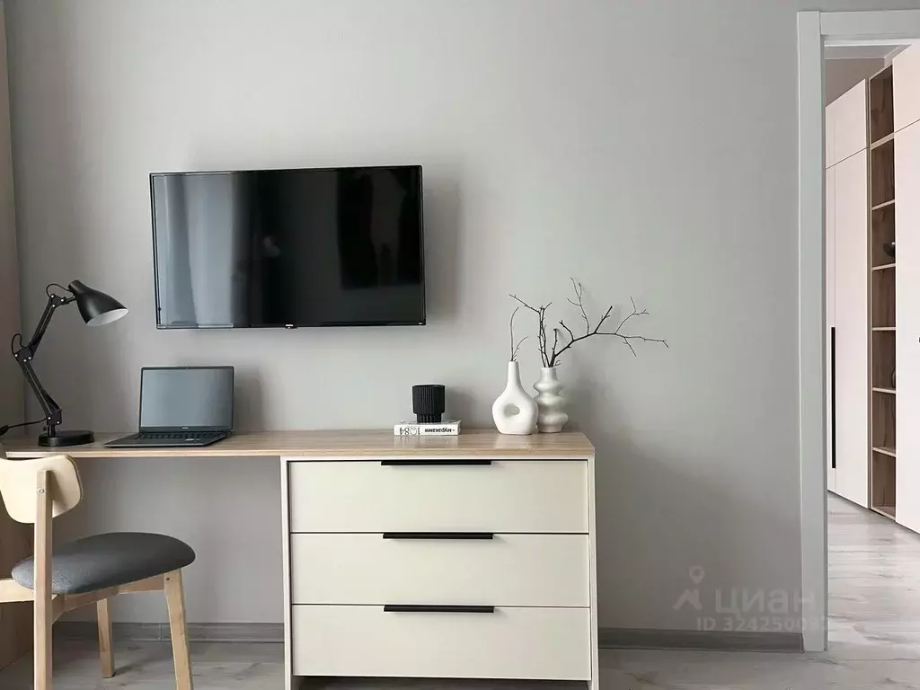 1-к кв. Пермский край, Пермь Каслинский пер., 6 (40.0 м) - Фото 2