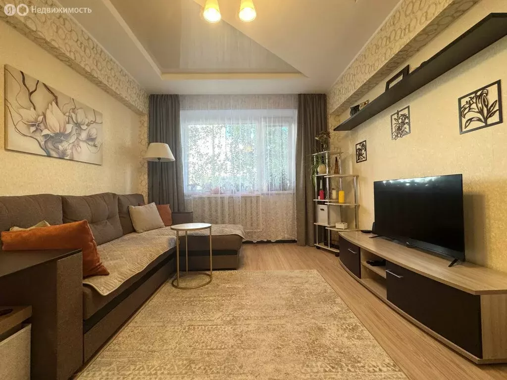 3-комнатная квартира: Архангельск, Московский проспект, 41к1 (58.8 м) - Фото 1