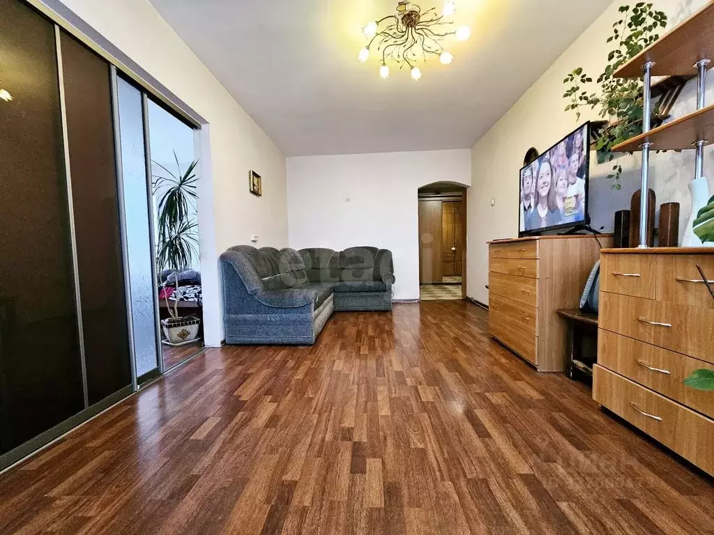 3-к кв. Санкт-Петербург 2-я Комсомольская ул., 51 (51.1 м) - Фото 1