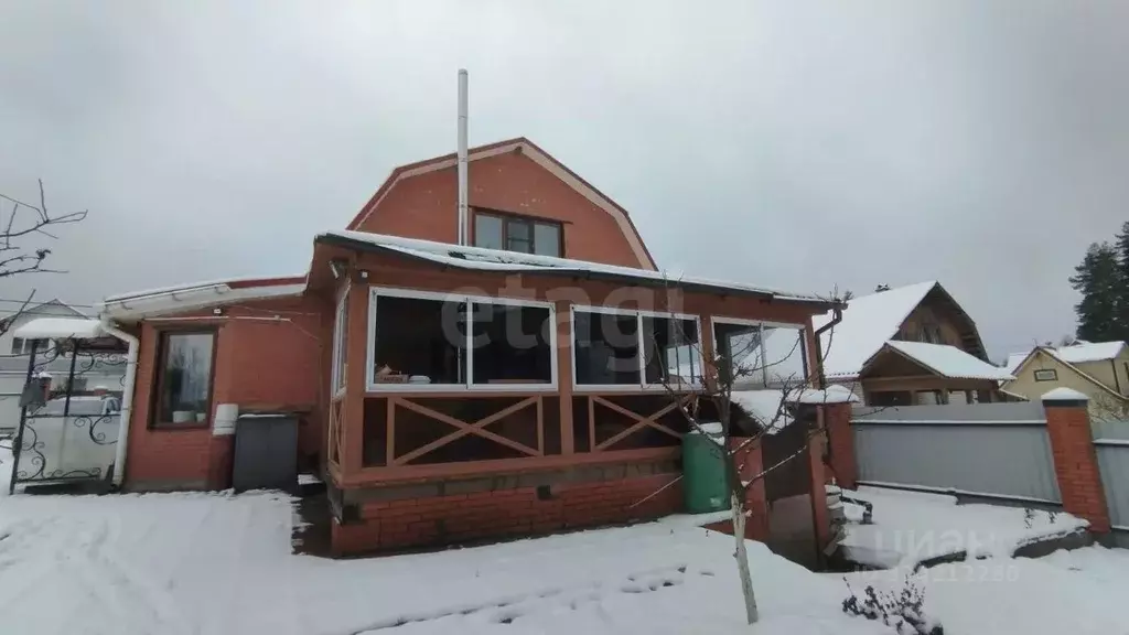 Дом в Ленинградская область, Киришский район, Будогощское городское ... - Фото 1