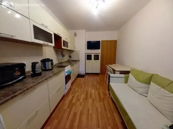 2-комнатная квартира: Краснодар, Кореновская улица, 21 (66 м) - Фото 1