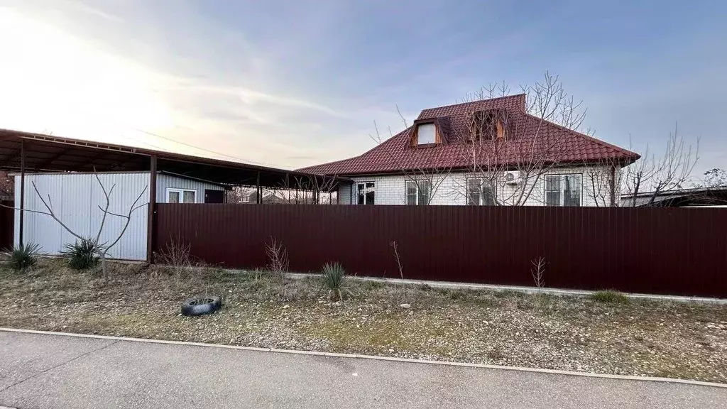 Дом в Краснодарский край, Белореченск  (140 м) - Фото 1