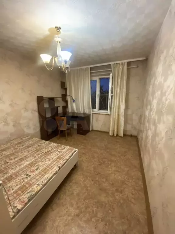 Комната 18 м в 3-к., 9/9 эт. - Фото 0