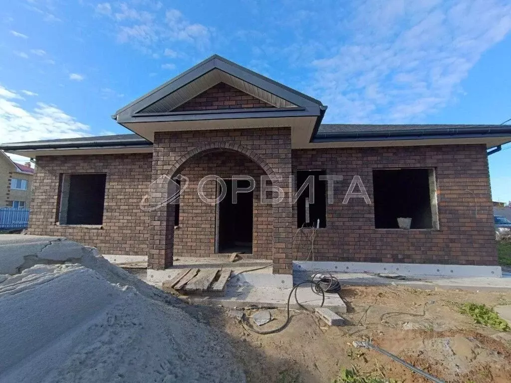 Дом в Тюменская область, Тюменский муниципальный округ, д. Ушакова ... - Фото 1