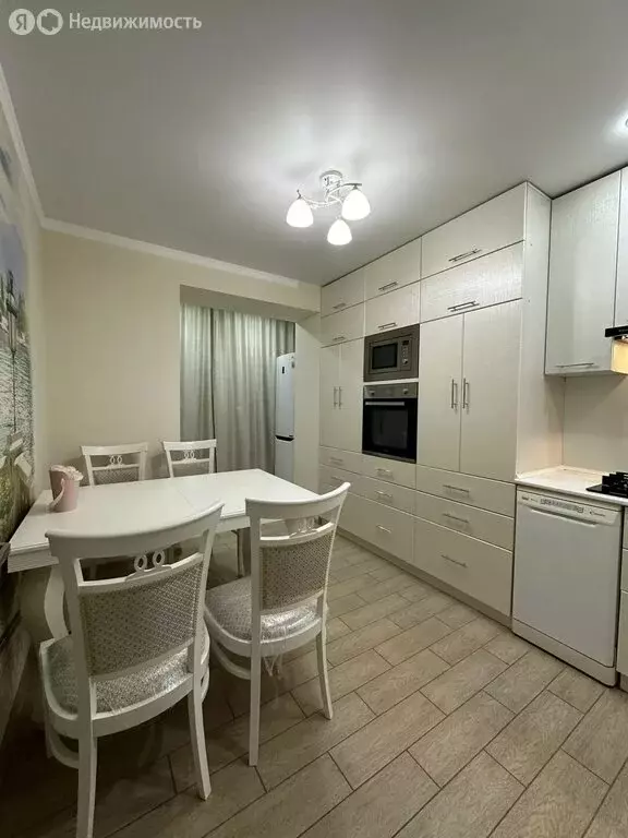 2-комнатная квартира: Ейск, Красная улица, 59/7к3 (55 м) - Фото 1