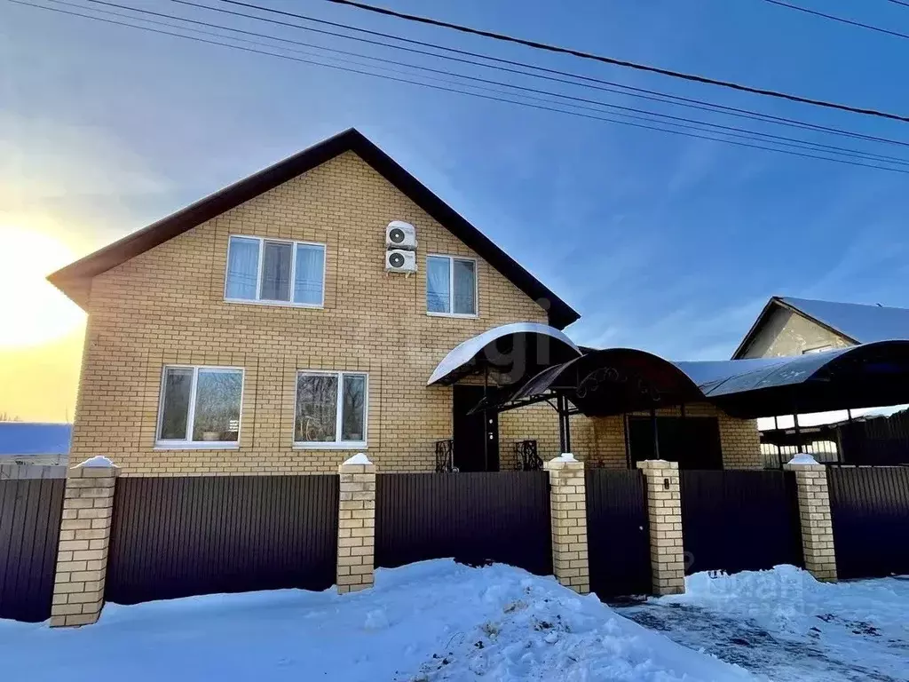 Дом в Оренбургская область, Оренбургский район, Красноуральский ... - Фото 1