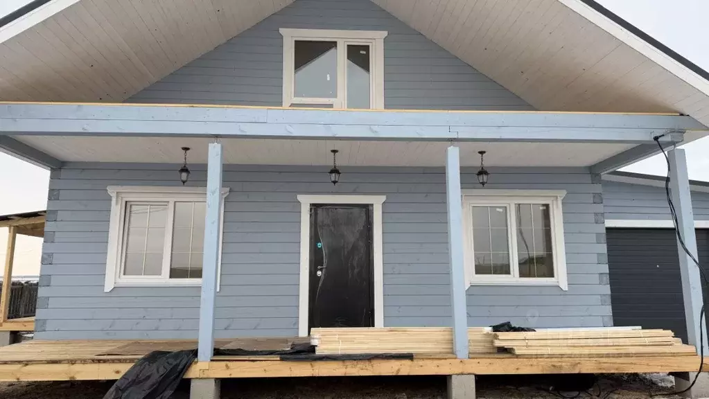 Дом в Иркутская область, Зима Молодежный мкр, 4-й кв-л,  (100 м) - Фото 1