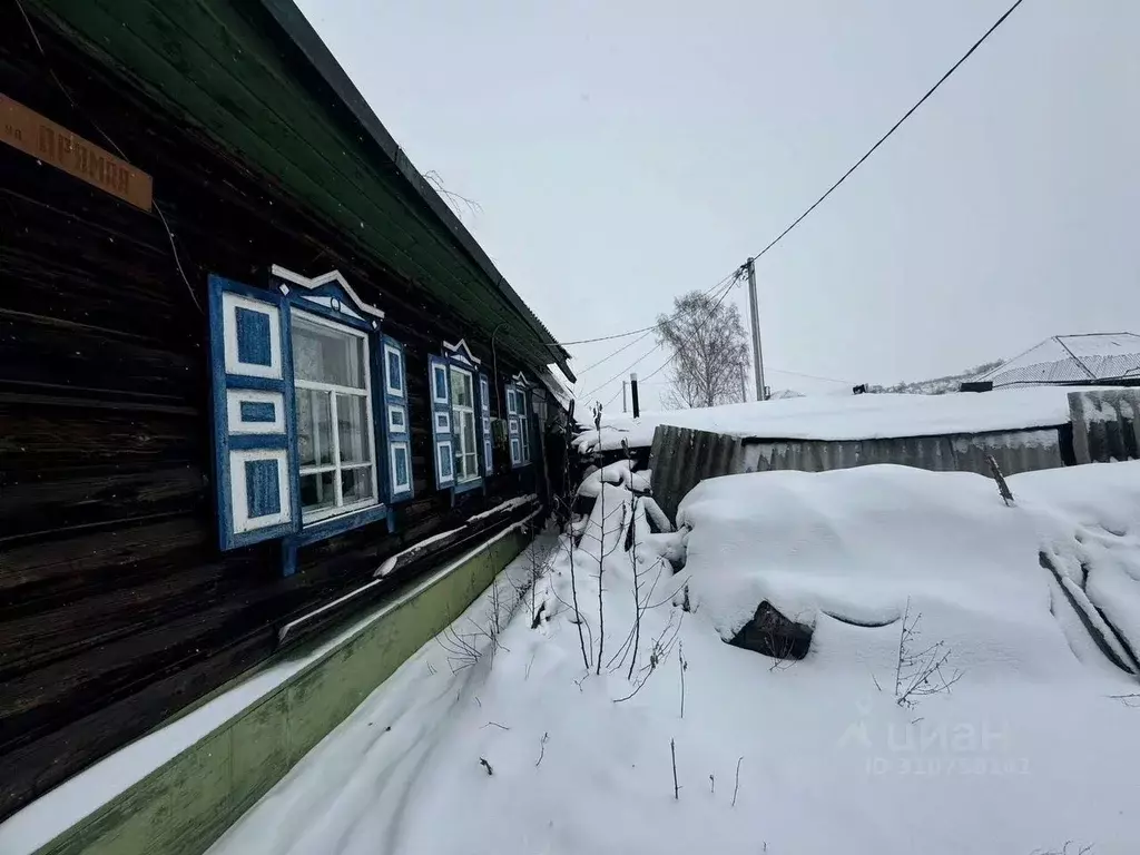 Дом в Кемеровская область, Прокопьевск Прямая ул. (45 м) - Фото 0