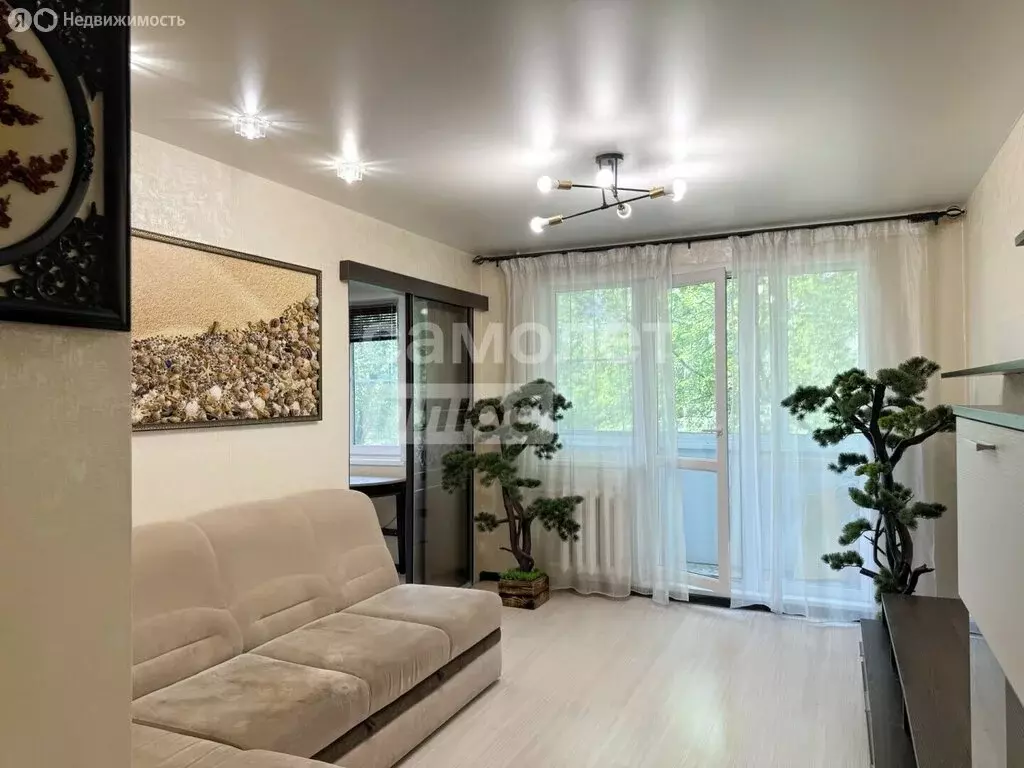 3-комнатная квартира: Киров, улица Чапаева, 34 (57.9 м) - Фото 1