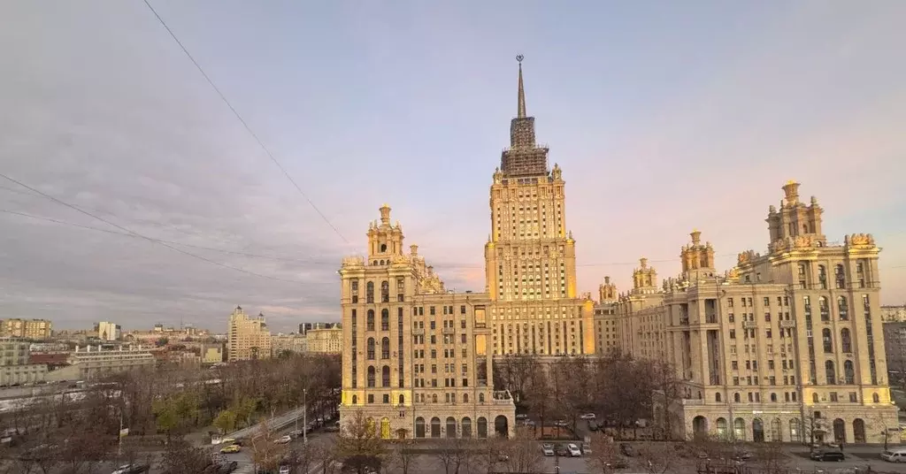 2-к кв. Москва Кутузовский просп., 4/2 (55.6 м) - Фото 1