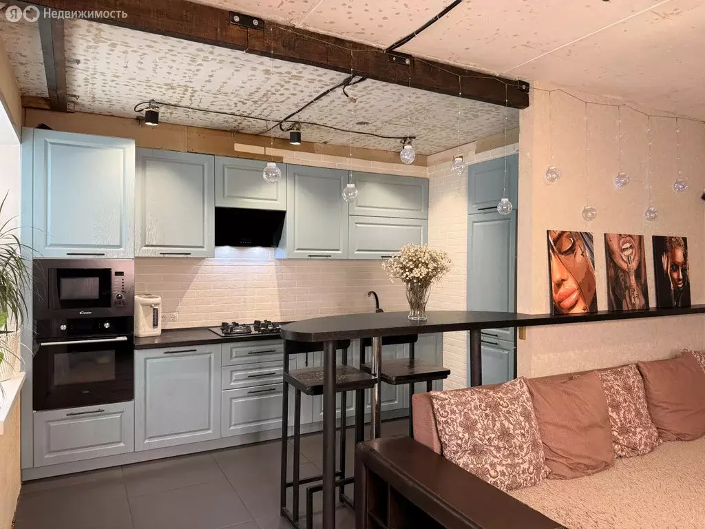 4-комнатная квартира: Полевской, микрорайон Зелёный Бор-1, 16 (77.4 м) - Фото 1