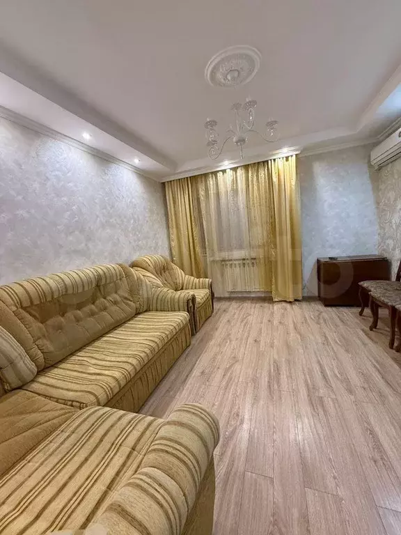 3-к. квартира, 67 м, 3/9 эт. - Фото 0