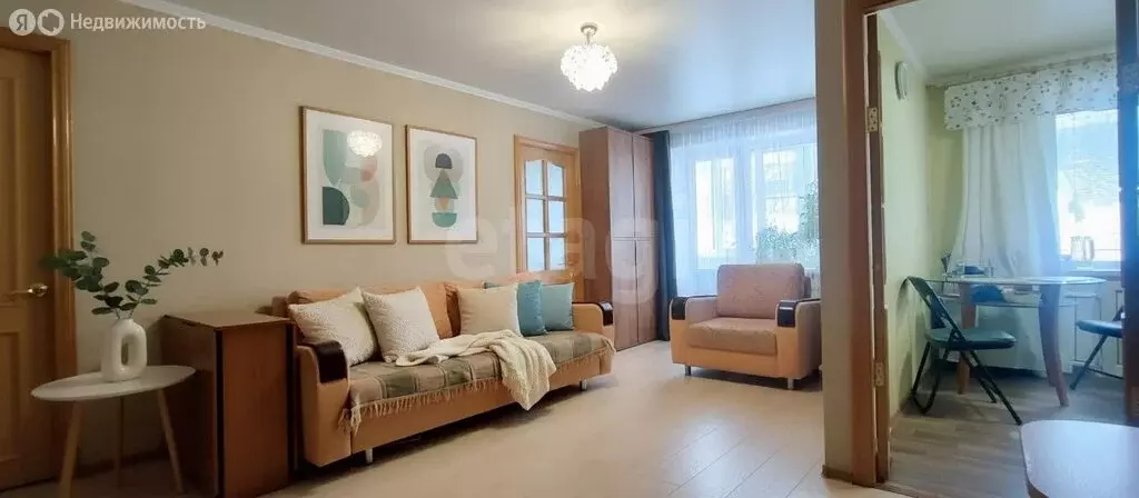 3-комнатная квартира: Петропавловск-Камчатский, улица Давыдова, 7 ... - Фото 1