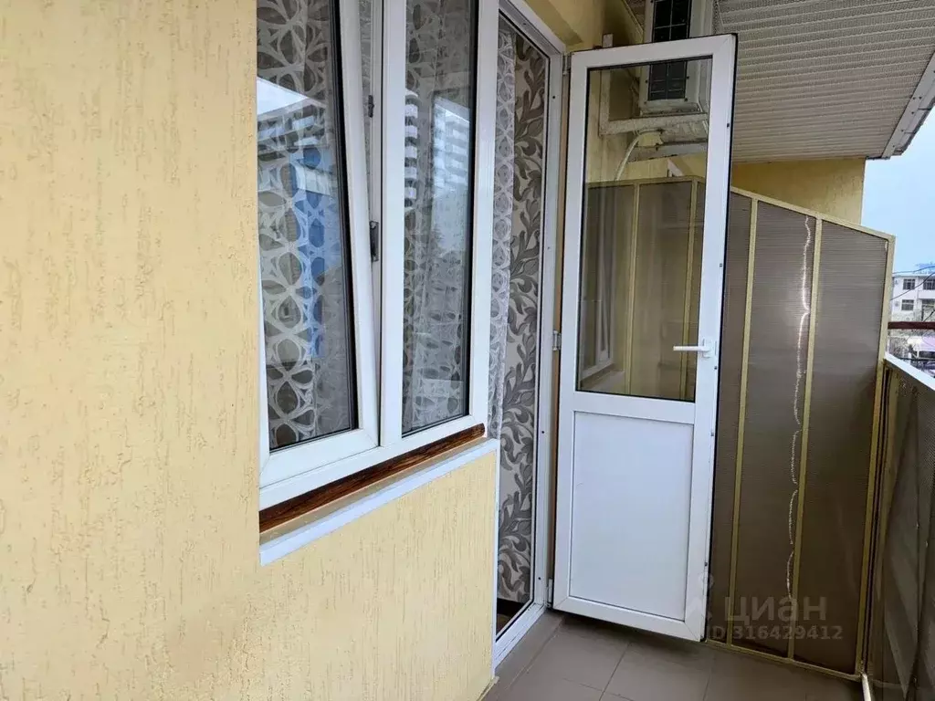 Комната Краснодарский край, Сочи Адлер жилрайон, ул. Крупской, 18А ... - Фото 1