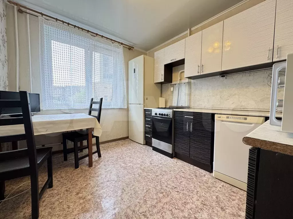 1-к. квартира, 43 м, 2/9 эт. - Фото 1
