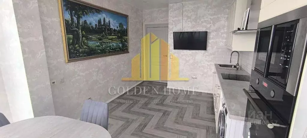 3-к кв. Санкт-Петербург ул. Адмирала Черокова, 18к2 (73.0 м) - Фото 1